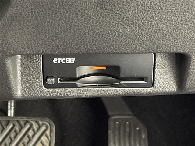Nissan LEAF 2023 7390206-8