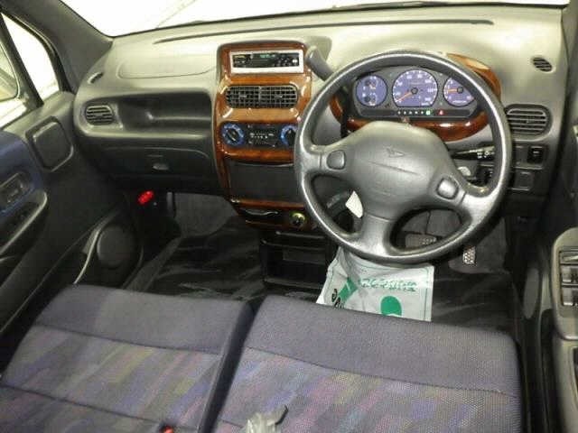 Daihatsu MOVE 2000 7420218-3