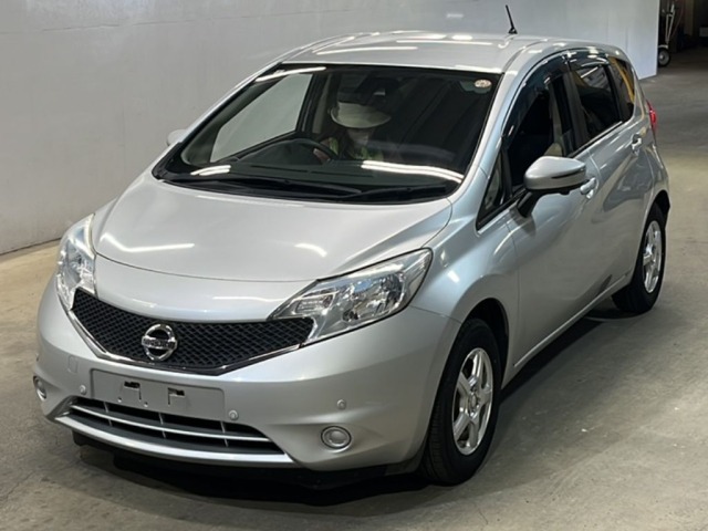 Nissan NOTE 2015 7389953-0