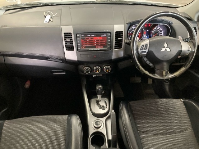 Mitsubishi OUTLANDER 2011 7396951-3