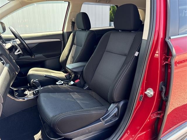 Mitsubishi OUTLANDER 2015 7396967-7