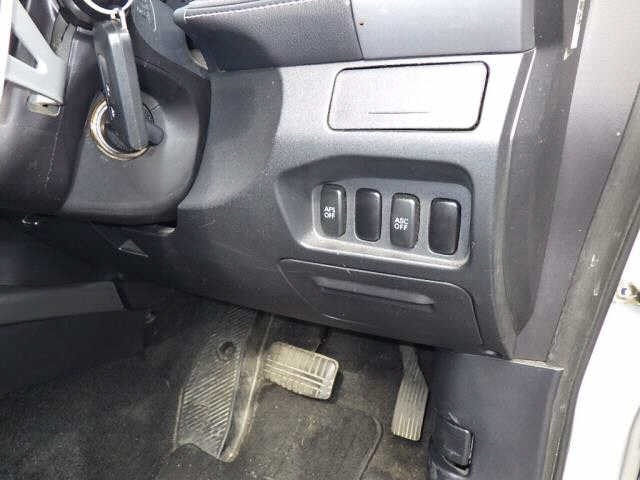 Mitsubishi OUTLANDER 2010 7396998-6