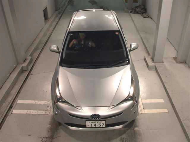 Toyota PRIUS 2016 7387729-6