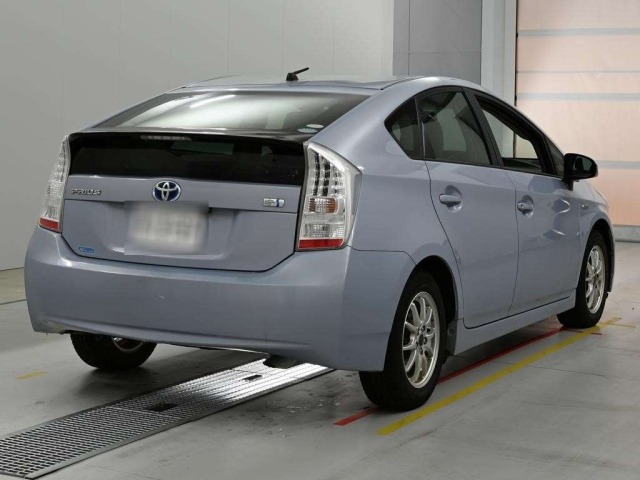 Toyota PRIUS 2010 7387837-1
