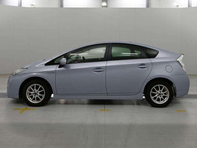 Toyota PRIUS 2010 7387837-4