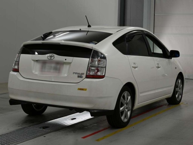 Toyota PRIUS 2005 7387840-1