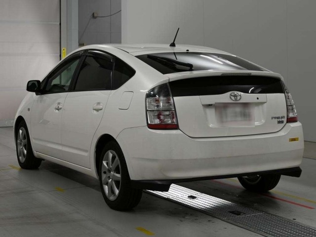 Toyota PRIUS 2005 7387840-6
