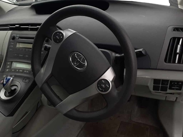 Toyota PRIUS 2011 7387857-7