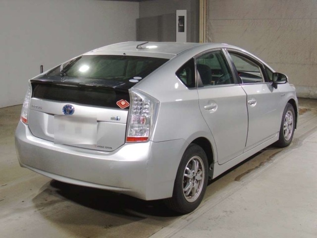 Toyota PRIUS 2011 7387929-1