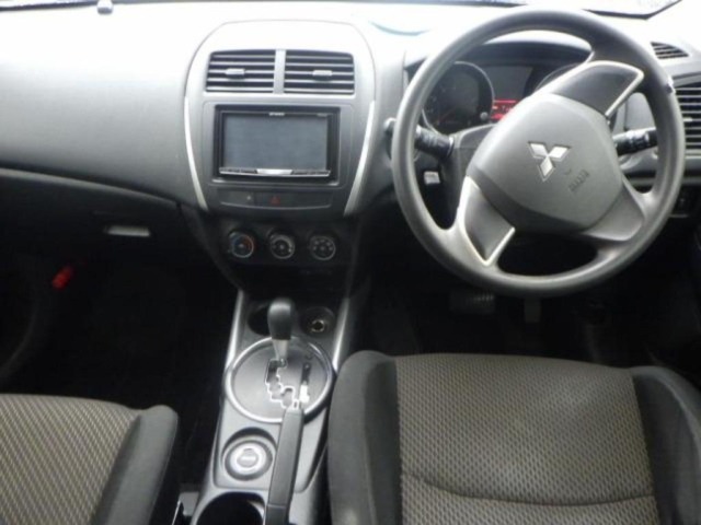Mitsubishi RVR 2014 7396804-3