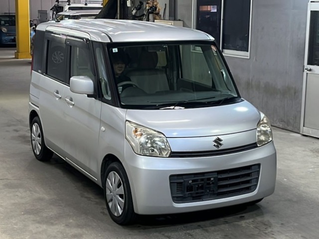 Suzuki SPACIA 2013 7404173-4
