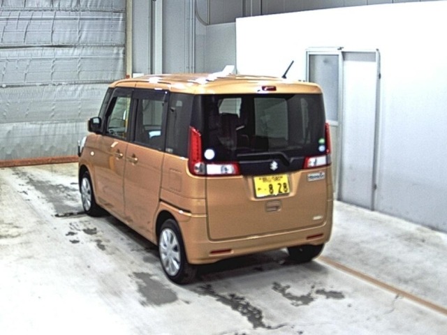 Suzuki SPACIA 2014 7410049-1