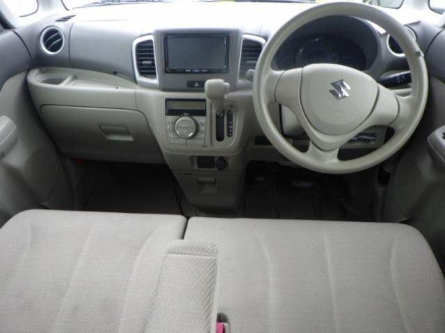 Suzuki SPACIA 2014 7410049-3