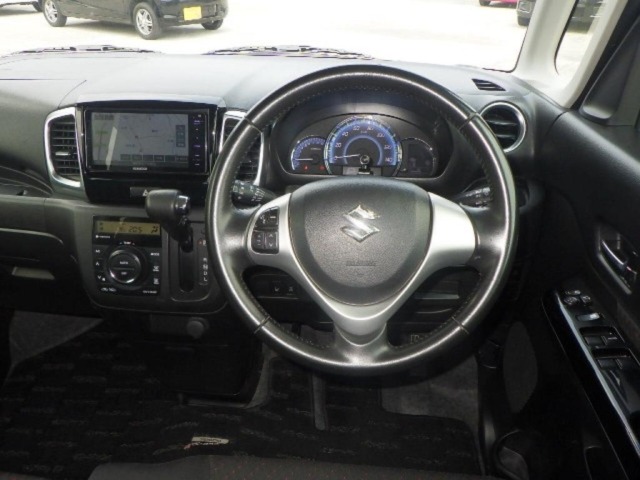 Suzuki SPACIA 2017 7410065-3
