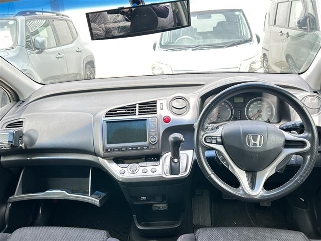Honda STREAM 2011 7396138-4
