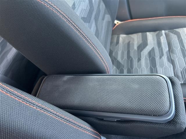 Daihatsu TAFT 2025 7417802-3
