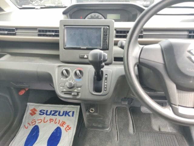 Suzuki WAGON R 2021 7415219-6