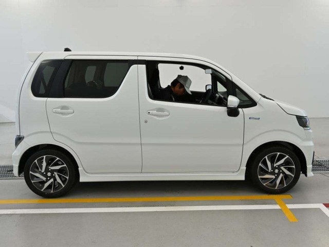 Suzuki WAGON R 2026 7415458-3