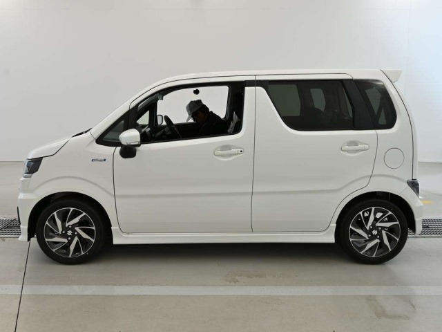 Suzuki WAGON R 2026 7415458-4