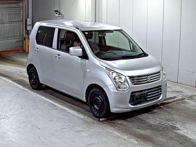 Suzuki WAGON R 2013 7415528-0