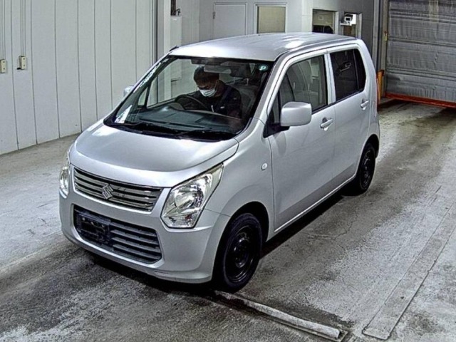 Suzuki WAGON R 2013 7415528-4