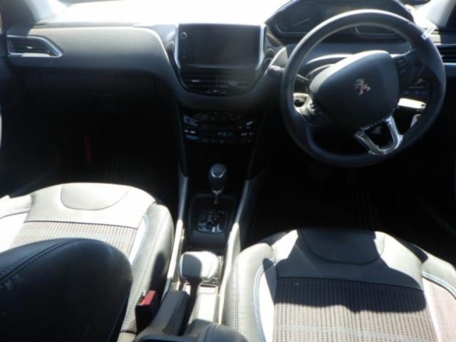 Peugeot 2008 2016 7423808-3