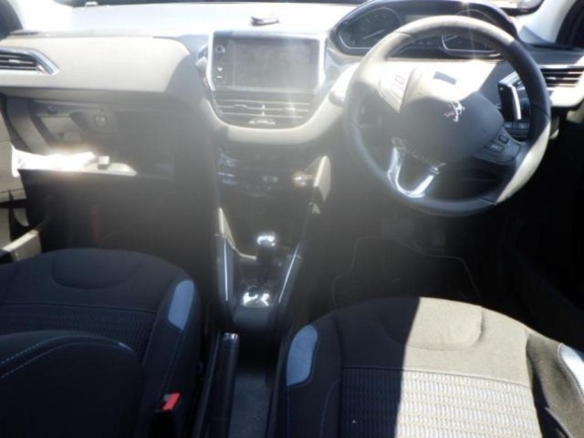 Peugeot 208 2014 7427592-3