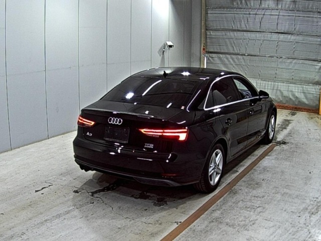 Audi A3 2018 7422046-5