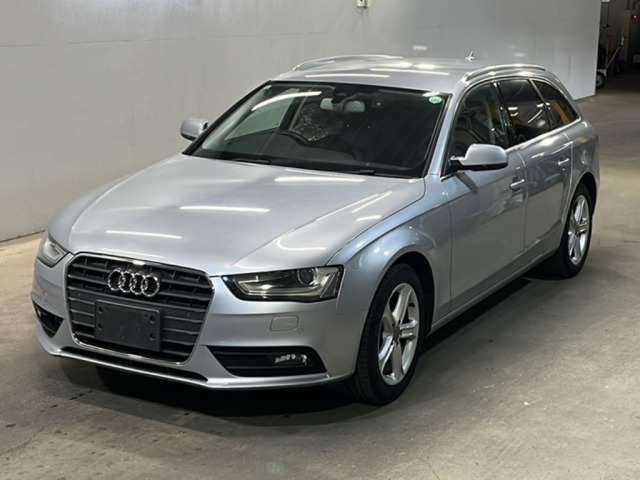 Audi A4 2015 7422121-0