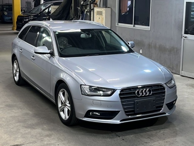 Audi A4 2015 7422121-4
