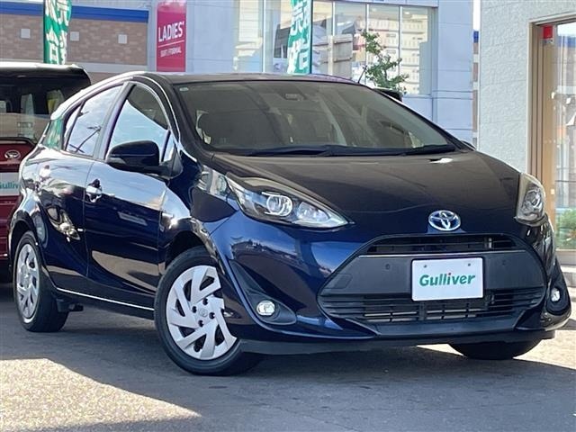 Toyota AQUA 2018 7424932-0
