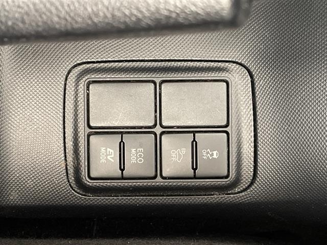 Toyota AQUA 2018 7424932-20