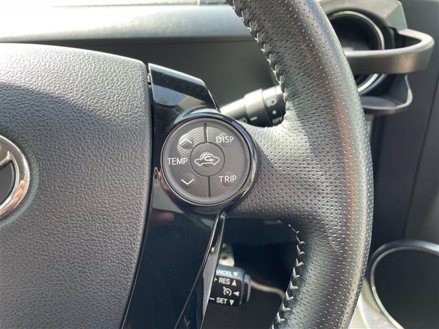 Toyota AQUA 2016 7424933-1