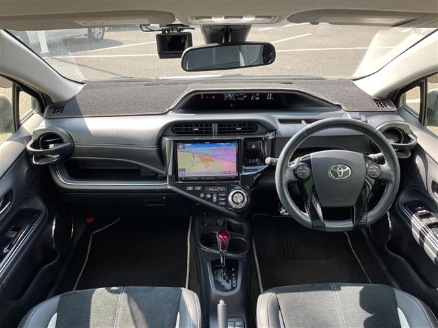 Toyota AQUA 2016 7424933-15