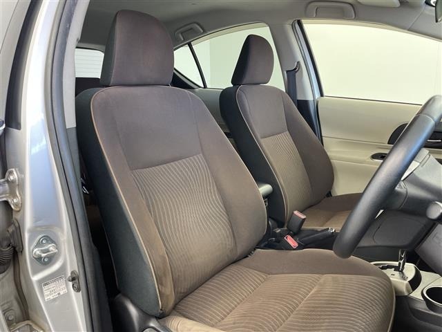 Toyota AQUA 2013 7424936-12