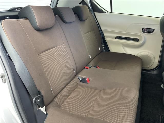 Toyota AQUA 2013 7424936-2
