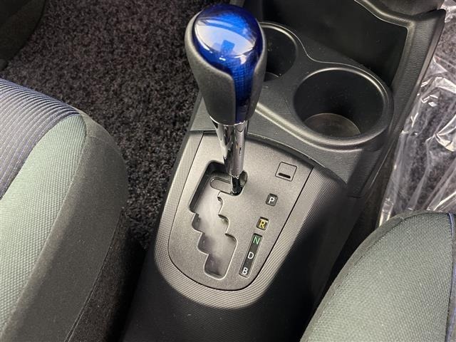 Toyota AQUA 2016 7424939-21