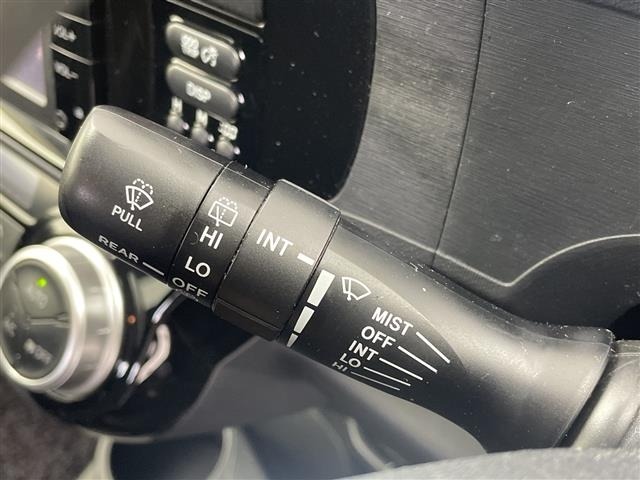 Toyota AQUA 2016 7424939-7