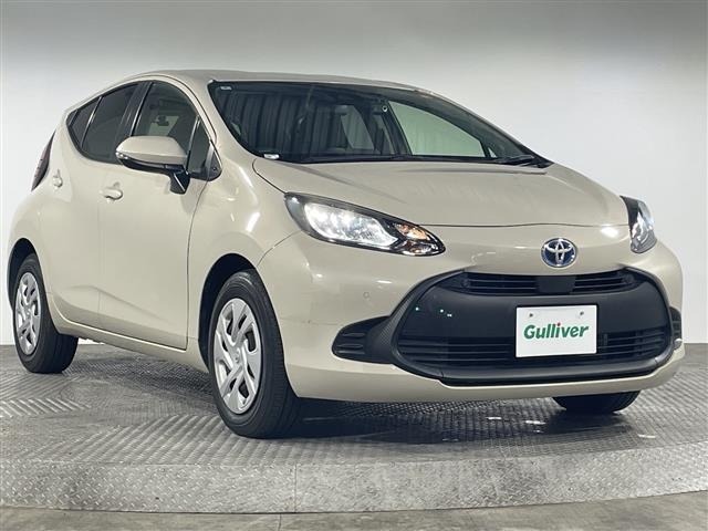 Toyota AQUA 2022 7424941-0