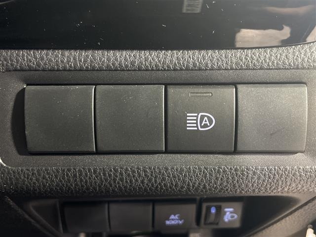 Toyota AQUA 2022 7424941-17