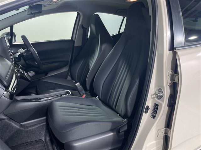 Toyota AQUA 2022 7424941-4