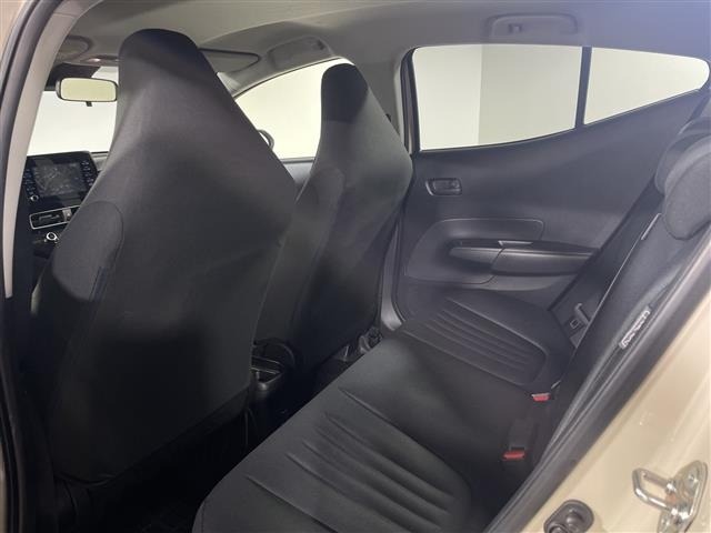 Toyota AQUA 2022 7424941-7