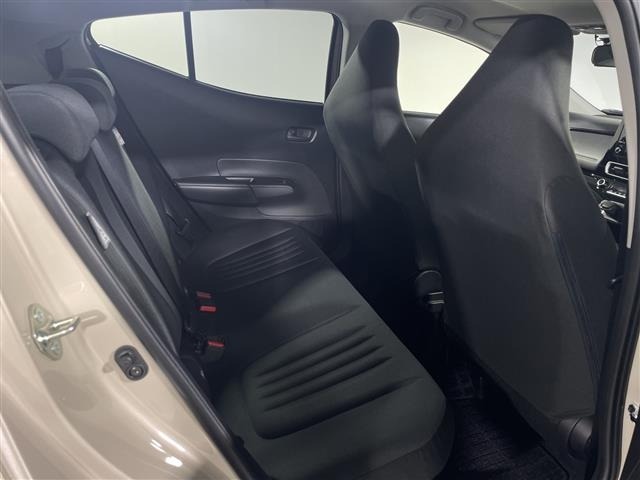 Toyota AQUA 2022 7424941-9