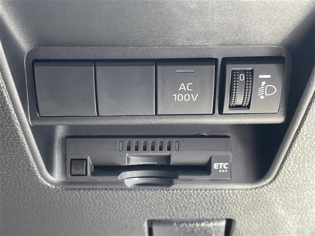 Toyota AQUA 2021 7424942-3