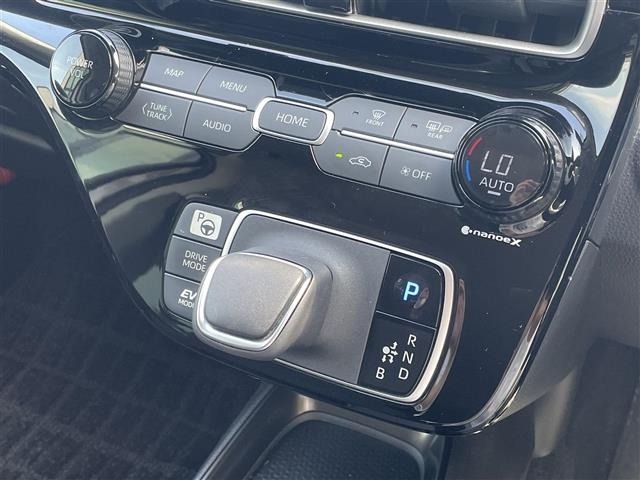 Toyota AQUA 2021 7424942-5