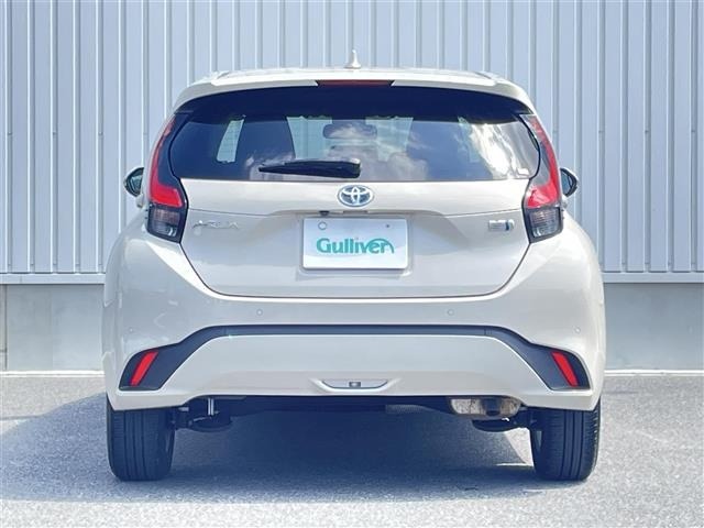 Toyota AQUA 2021 7424942-6