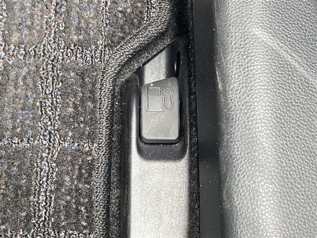 Toyota AQUA 2021 7424943-6