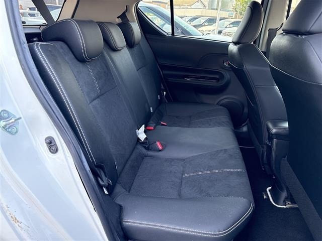 Toyota AQUA 2016 7424953-10