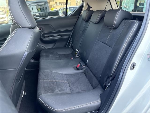 Toyota AQUA 2016 7424953-11