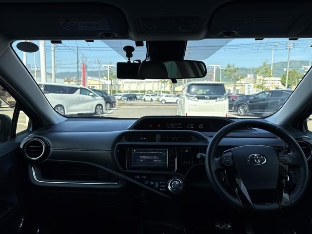 Toyota AQUA 2016 7424953-14